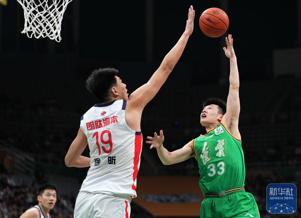 只要2年1600万!鹈鹕队终于出手,引进强力得分手